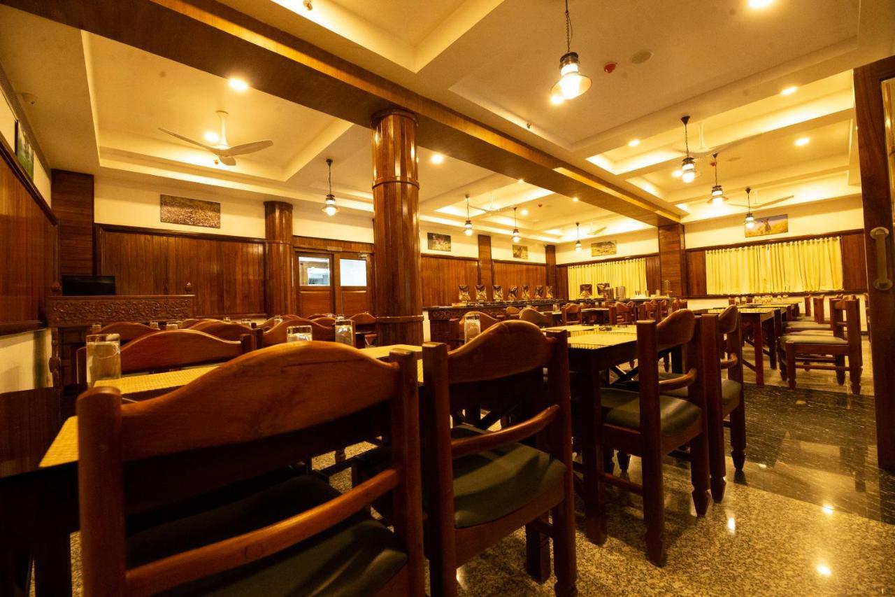 Hotel Guruvayur Darshan Екстер'єр фото