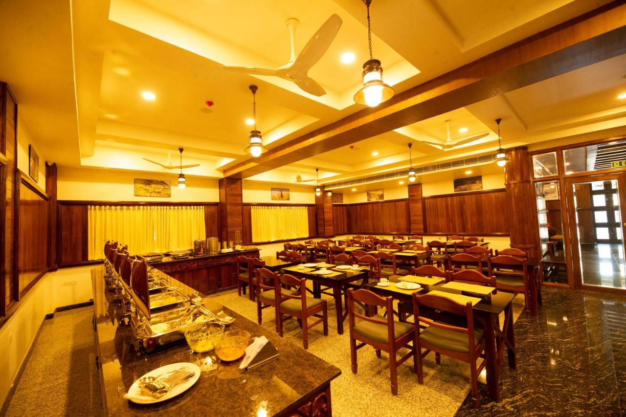 Hotel Guruvayur Darshan Екстер'єр фото