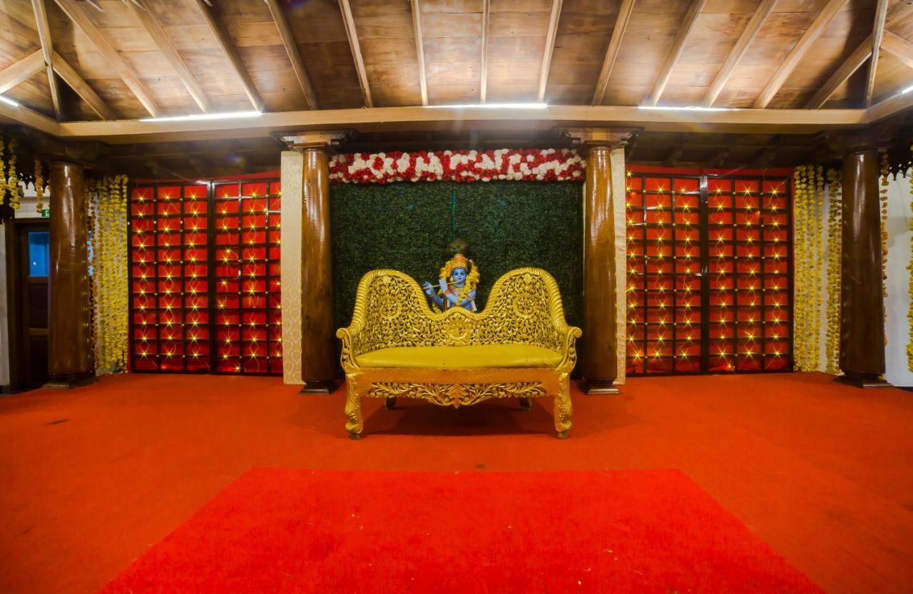Hotel Guruvayur Darshan Екстер'єр фото