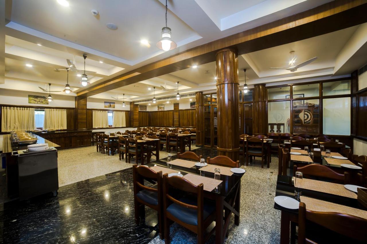Hotel Guruvayur Darshan Екстер'єр фото