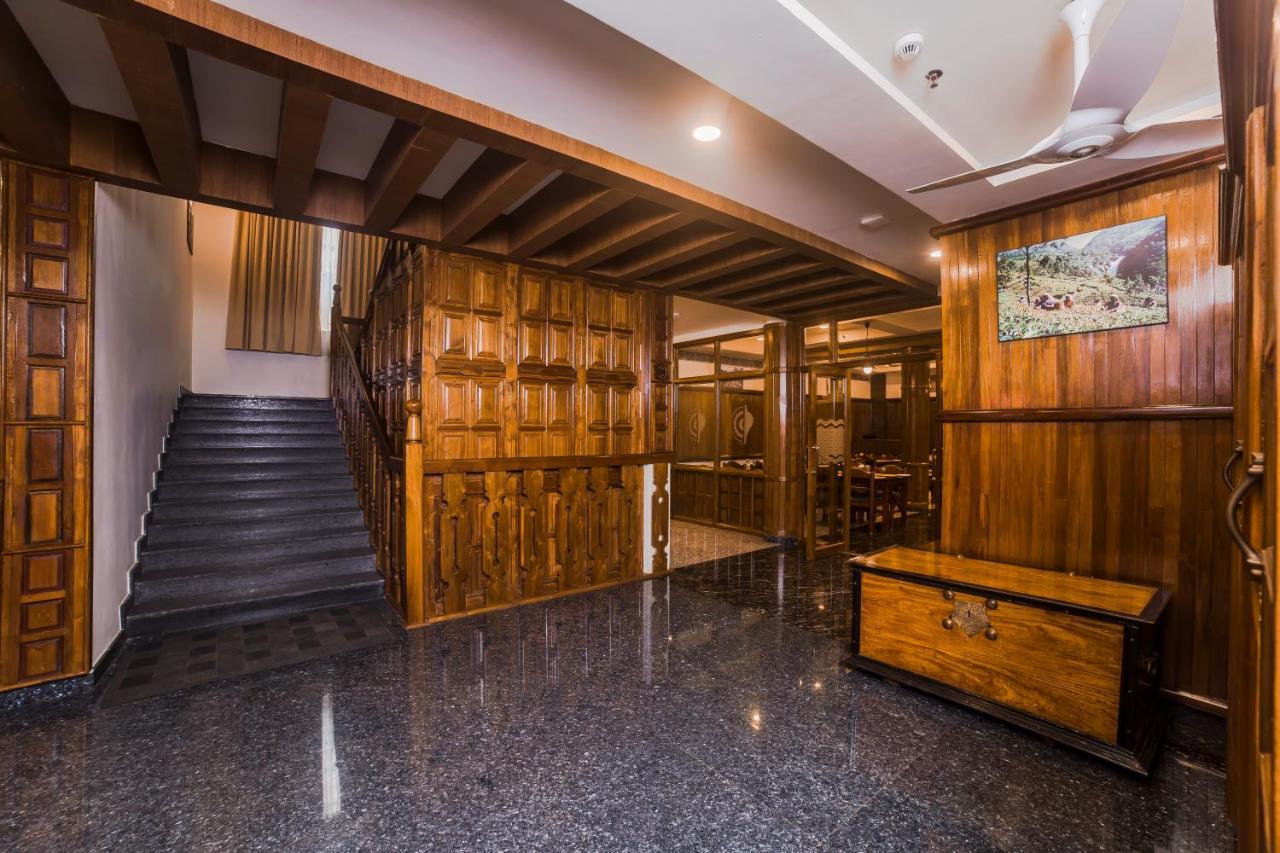 Hotel Guruvayur Darshan Екстер'єр фото