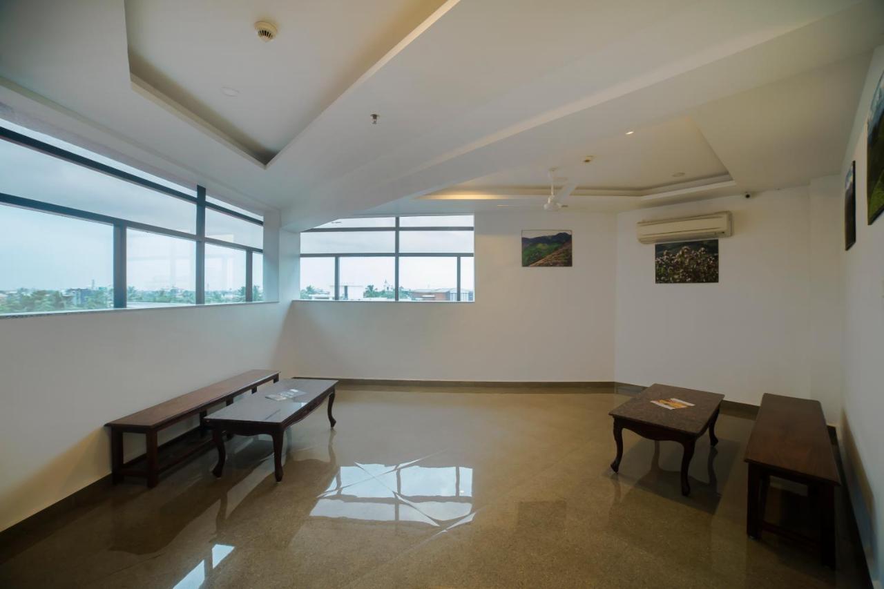 Hotel Guruvayur Darshan Екстер'єр фото