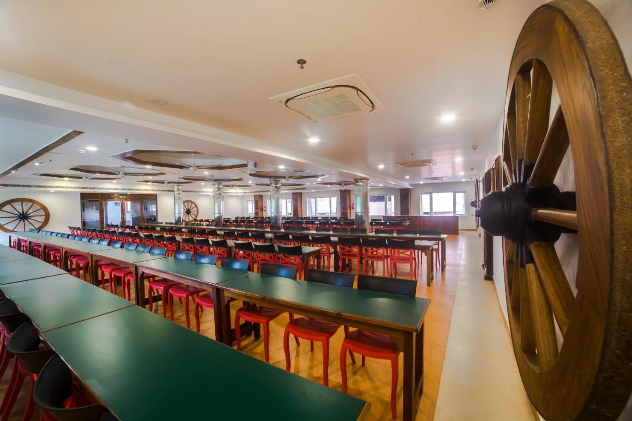 Hotel Guruvayur Darshan Екстер'єр фото