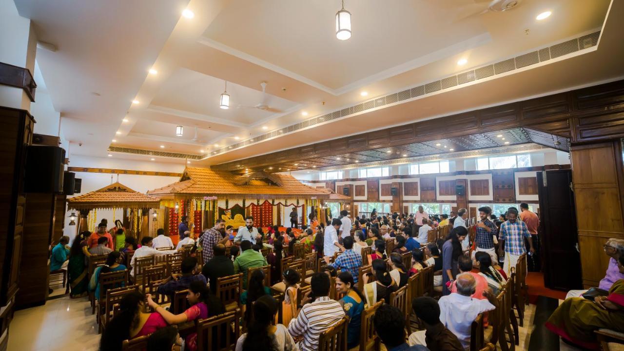 Hotel Guruvayur Darshan Екстер'єр фото