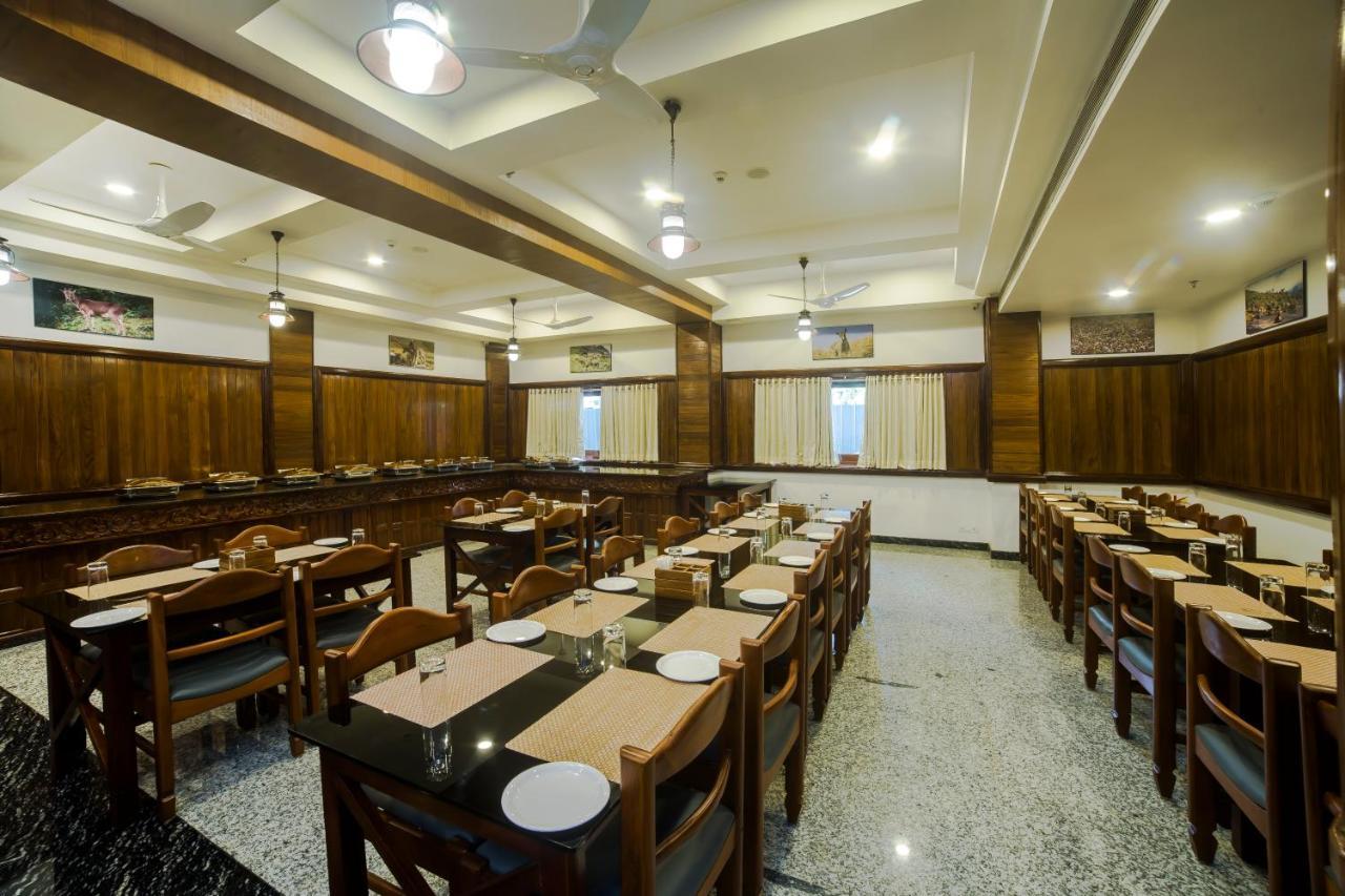 Hotel Guruvayur Darshan Екстер'єр фото